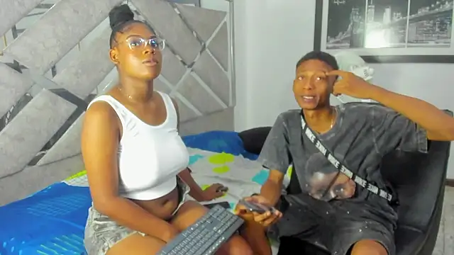 EvaxEmma online show from 7, 1, 2026