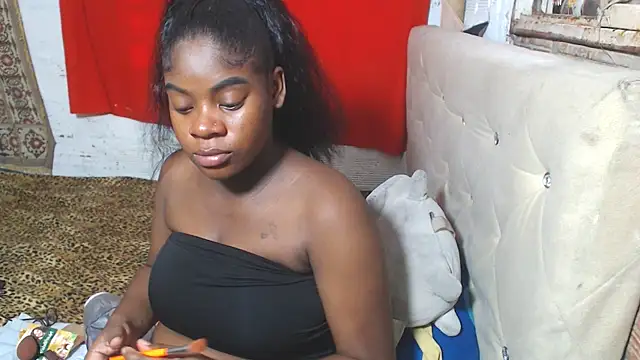 EvaxEmma online show from 17, 7, 2026