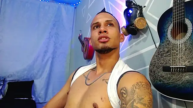 MagnusFrost online show from 20, 3, 2025