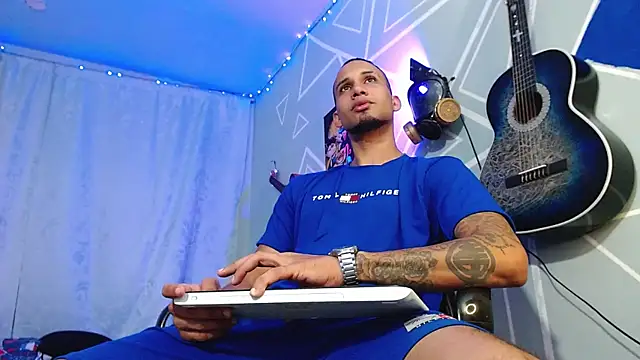 MagnusFrost online show from 21, 3, 2025