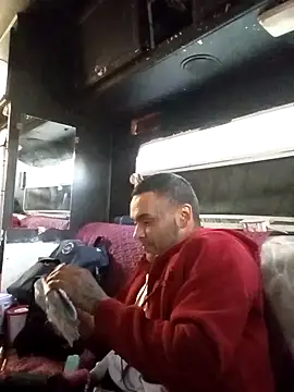 Snapshot of Houstonslong1 chatting on 2, 12, 2024 Houstonslong1 online show from 2, 12, 2024