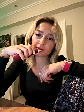 yaprakmericc online show from 27, 11, 2025