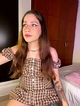 LynnSam  online show from 8, 1, 2026