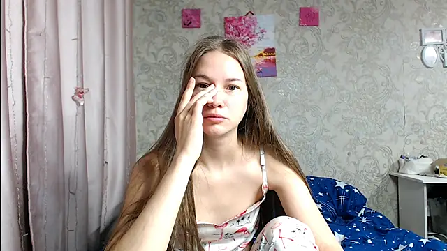 leila bambi  online show from 2, 10, 2025