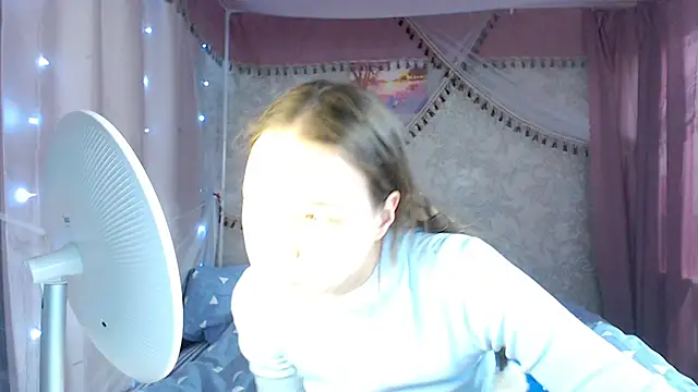 Snapshot of leila_bambi_ chatting on 17, 1, 2026 leila bambi online show from 17, 1, 2026