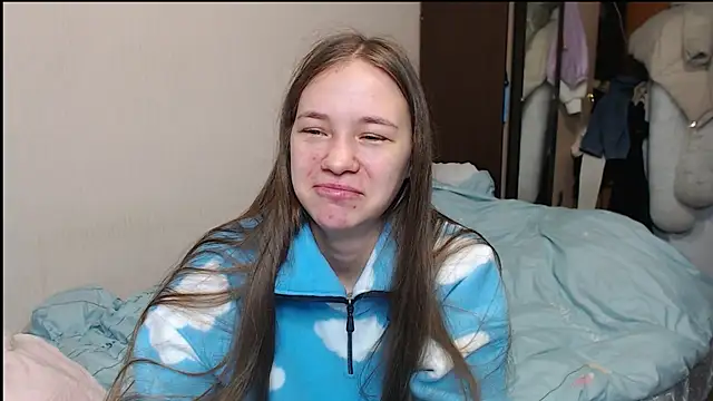 leila bambi  online show from 13, 2, 2025