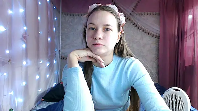 Snapshot of leila_bambi_ chatting on 5, 2, 2026 leila bambi online show from 5, 2, 2026