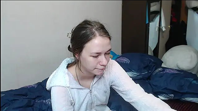 leila bambi  online show from 22, 2, 2025