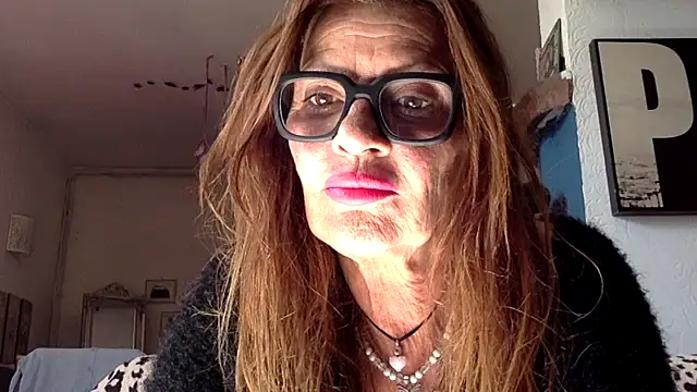 gildamilf online show from 4, 10, 2025