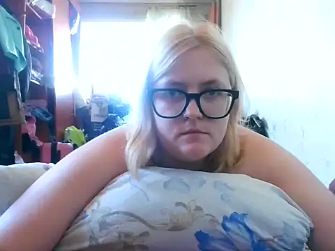 DesireMelissa online show from 1, 10, 2025