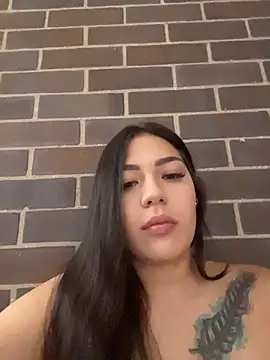 Latina vanessa online show from 3, 5, 2026