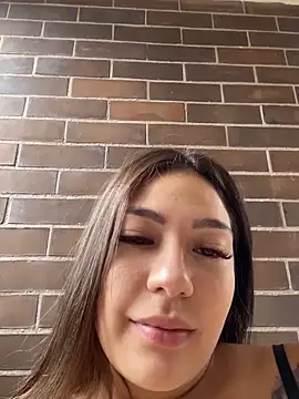 Snapshot of Latina_vanessa chatting on 4, 6, 2026 Latina vanessa online show from 4, 6, 2026