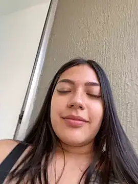 Latina vanessa online show from 16, 3, 2025