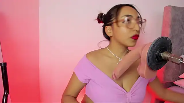 Leticia brownn1 online show from 9, 4, 2026