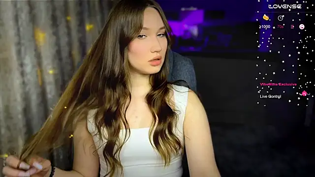 Snapshot of ChloeMillerMeow chatting on 12, 9, 2025 ChloeMillerMeow online show from 12, 9, 2025