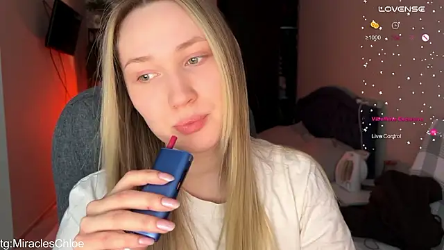 ChloeMillerMeow online show from 2, 2, 2026