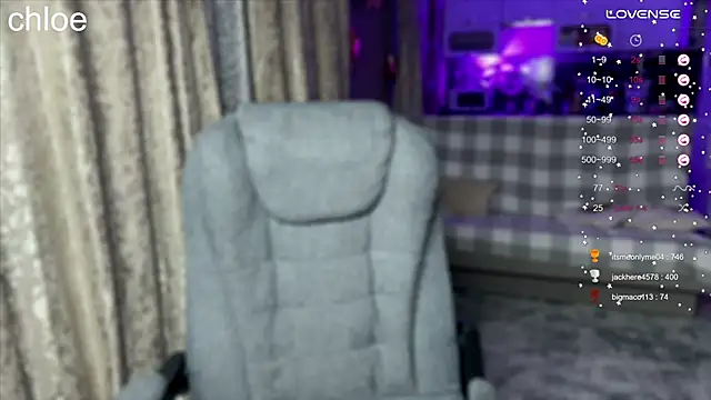 Snapshot of ChloeMillerMeow chatting on 6, 11, 2025 ChloeMillerMeow online show from 6, 11, 2025