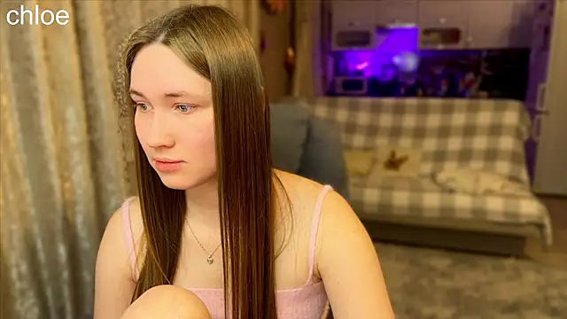 Snapshot of ChloeMillerMeow chatting on 31, 10, 2025 ChloeMillerMeow online show from 31, 10, 2025