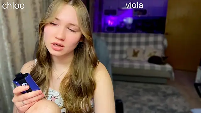 Snapshot of ChloeMillerMeow chatting on 12, 10, 2025 ChloeMillerMeow online show from 12, 10, 2025