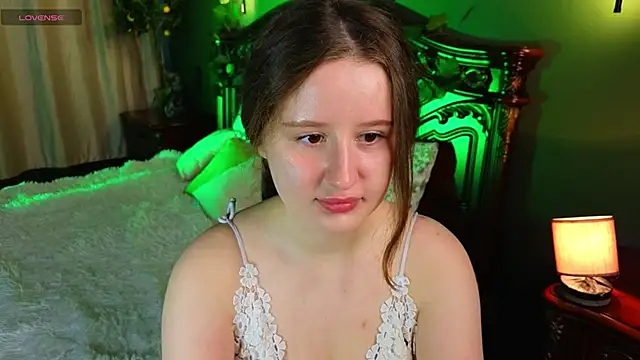 SquirtBabee online show from 15, 4, 2026