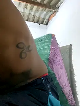 Larry-n-clouds online show from 21, 12, 2025