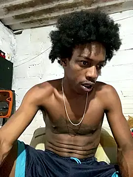 Larry-n-clouds online show from 21, 12, 2025