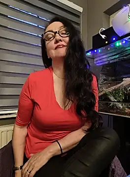 Snapshot of CamilleDesire chatting on 7, 10, 2025 CamilleDesire online show from 7, 10, 2025