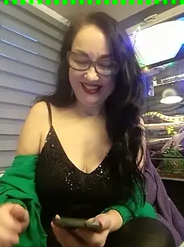 Snapshot of CamilleDesire chatting on 14, 2, 2025 CamilleDesire online show from 14, 2, 2025