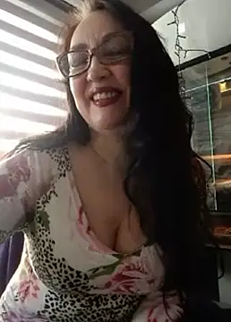 Snapshot of CamilleDesire chatting on 14, 3, 2025 CamilleDesire online show from 14, 3, 2025