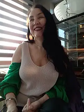 Snapshot of CamilleDesire chatting on 15, 3, 2025 CamilleDesire online show from 15, 3, 2025