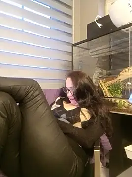 Snapshot of CamilleDesire chatting on 25, 9, 2025 CamilleDesire online show from 25, 9, 2025