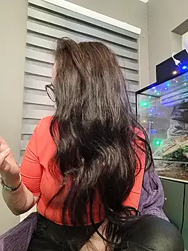 Snapshot of CamilleDesire chatting on 30, 10, 2025 CamilleDesire online show from 30, 10, 2025