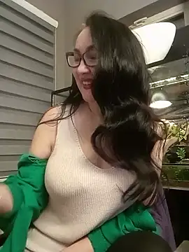 Snapshot of CamilleDesire chatting on 15, 2, 2025 CamilleDesire online show from 15, 2, 2025