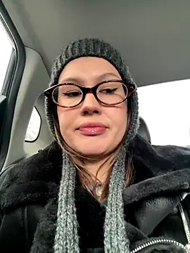 Snapshot of RinaCat chatting on 15, 11, 2025 RinaCat online show from 15, 11, 2025