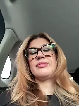 Snapshot of RinaCat chatting on 14, 9, 2025 RinaCat online show from 14, 9, 2025