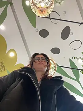 Snapshot of RinaCat chatting on 23, 3, 2025 RinaCat online show from 23, 3, 2025