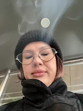 RinaCat online show from 11, 2, 2026