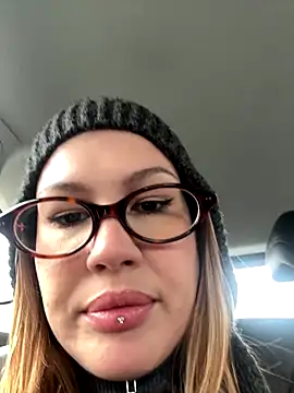 Snapshot of RinaCat chatting on 6, 10, 2025 RinaCat online show from 6, 10, 2025