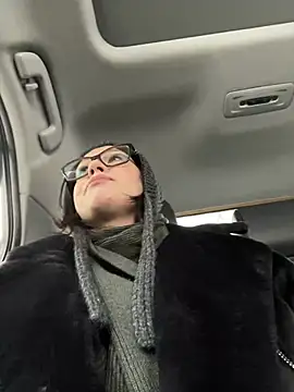 Snapshot of RinaCat chatting on 2, 3, 2025 RinaCat online show from 2, 3, 2025