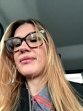 Snapshot of RinaCat chatting on 29, 9, 2025 RinaCat online show from 29, 9, 2025