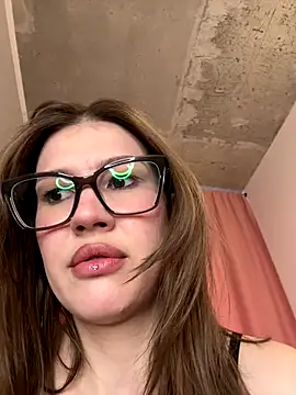 Snapshot of RinaCat chatting on 30, 10, 2025 RinaCat online show from 30, 10, 2025