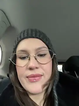 Snapshot of RinaCat chatting on 3, 12, 2025 RinaCat online show from 3, 12, 2025