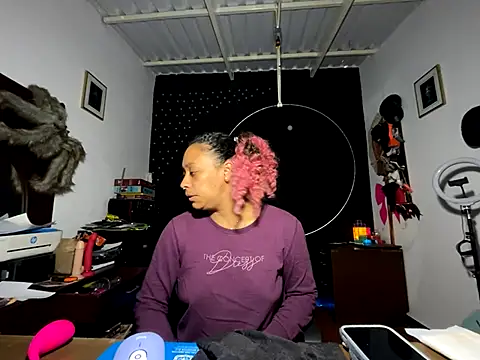 Cata Blue   online show from 28, 10, 2025