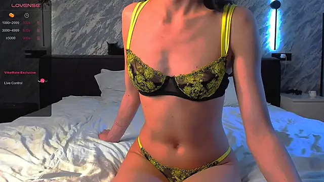 laflamebella online show from 12, 2, 2025