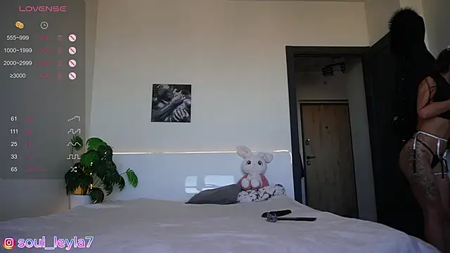 Sola LI online show from 20, 10, 2025