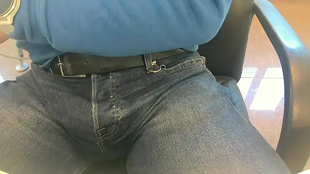 alessandroman2114 online show from 5, 2, 2026