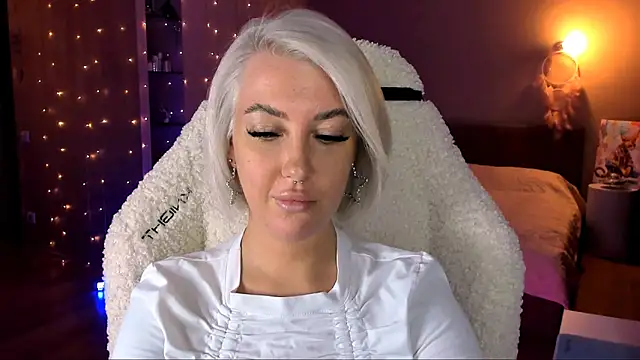 Snapshot of tykioty_Miley chatting on 24, 1, 2025 tykioty Miley online show from 24, 1, 2025