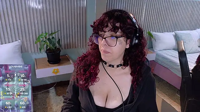 Eli666uwu online show from 9, 9, 2025