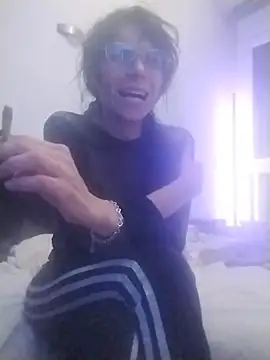 Snapshot of Donostipa chatting on 3, 11, 2025 Donostipa online show from 3, 11, 2025