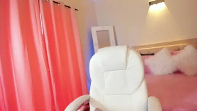 megan connor  online show from 23, 4, 2026
